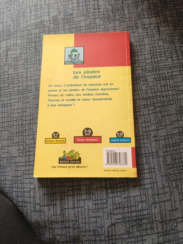 Les pirates de l'espace - photo numéro 2