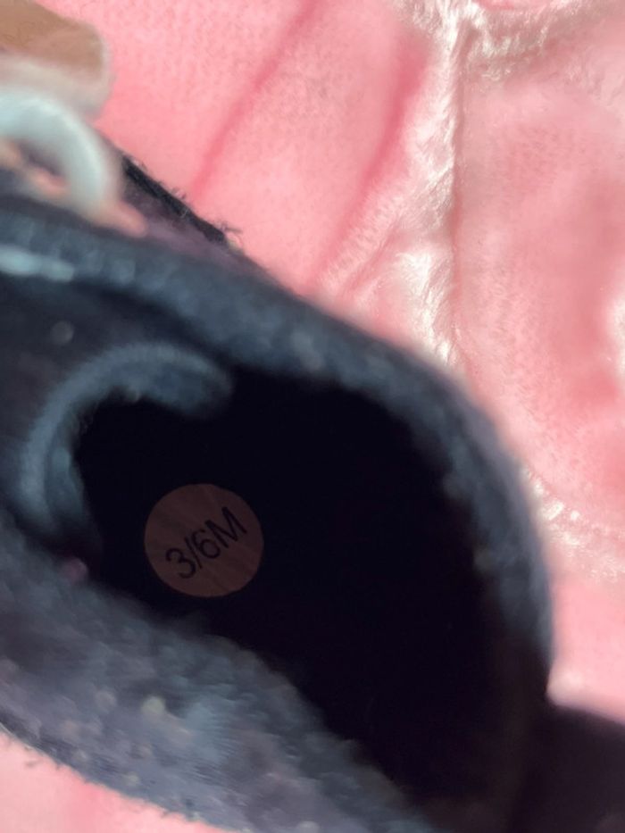 Chaussures bébé noires - photo numéro 2