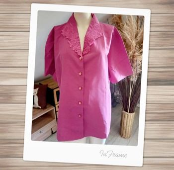 Joli chemisier/broderie taille 58