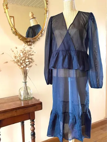 Robe Noire Transparente à Manches Longues – Monki – Neuf – Taille M