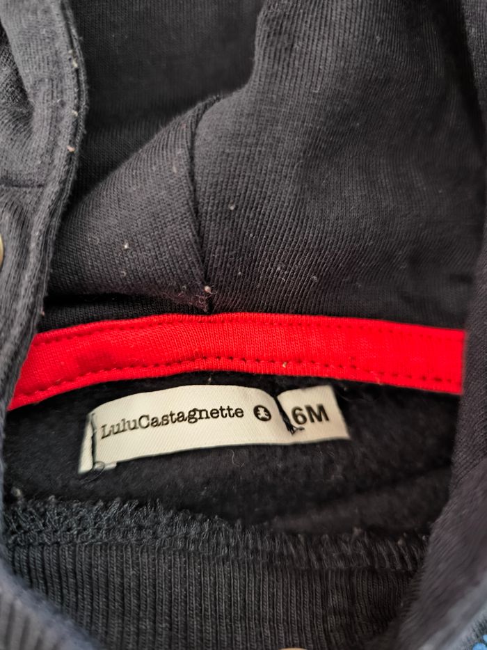 Pull a capuche - photo numéro 2