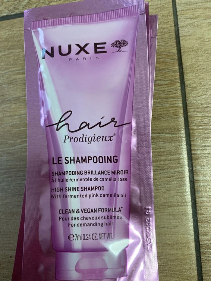 Soin de trousse Nuxe
