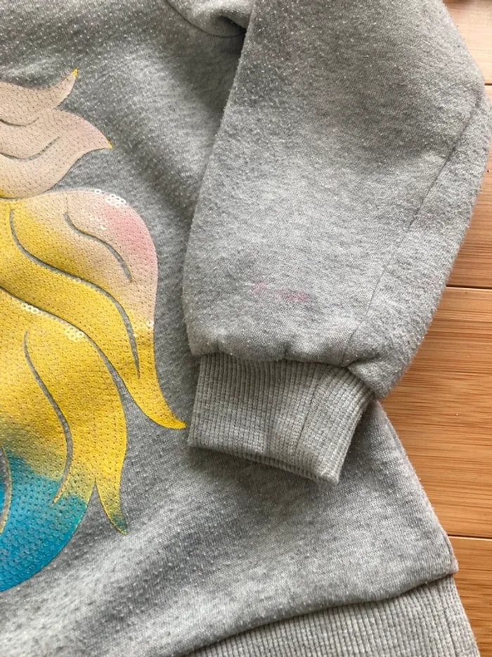 6 ans - Set 5 pièces - 4 sweat et 1 pantalon - photo numéro 3