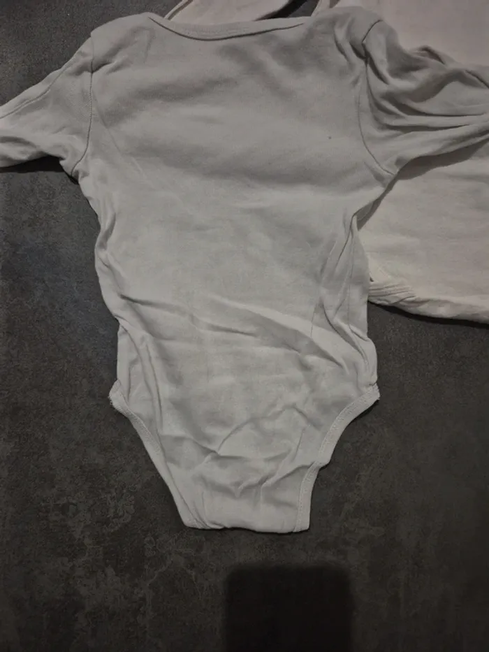 Lot de bodies manches longues fille 12 mois - photo numéro 16