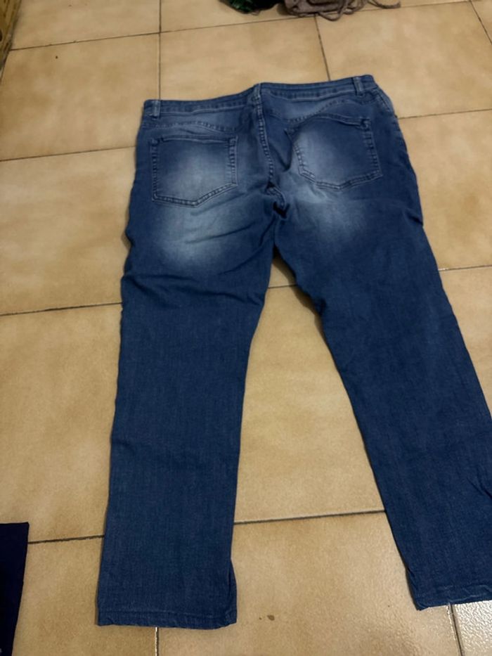 Pantalon à trous - photo numéro 3