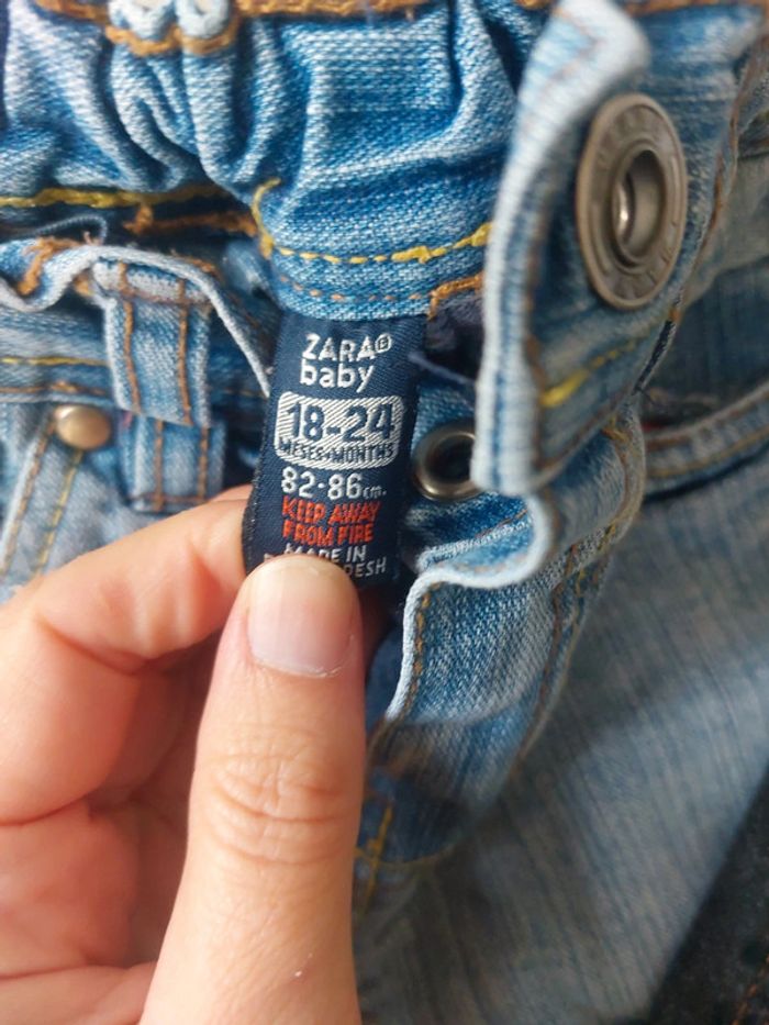 Deux tshirt manches longues et trois jeans - photo numéro 4