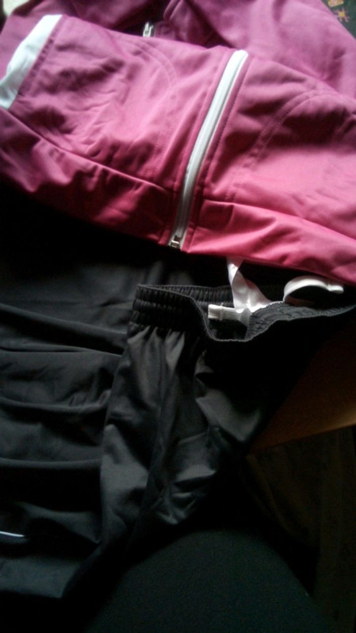 Ensemble de jogging fille deux-pièces - photo numéro 3