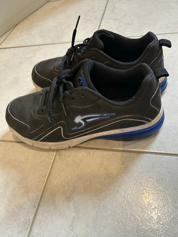 Baskets Airness noires taille 38 - photo numéro 1