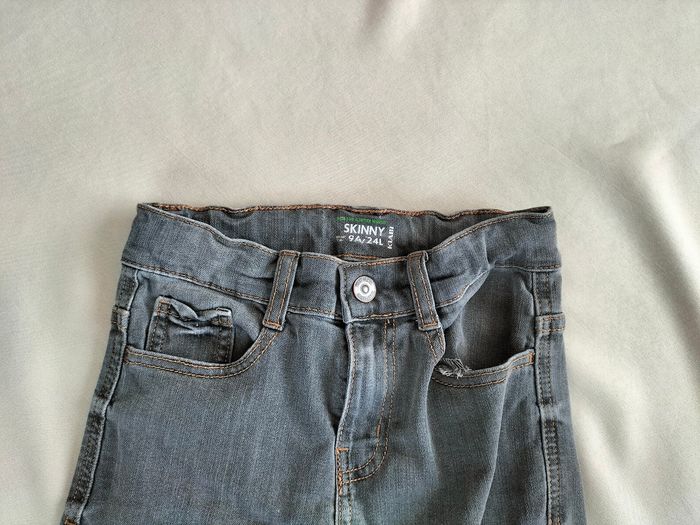 🤍 Jeans skinny gris - 9 ans - Kiabi 🤍 - photo numéro 4