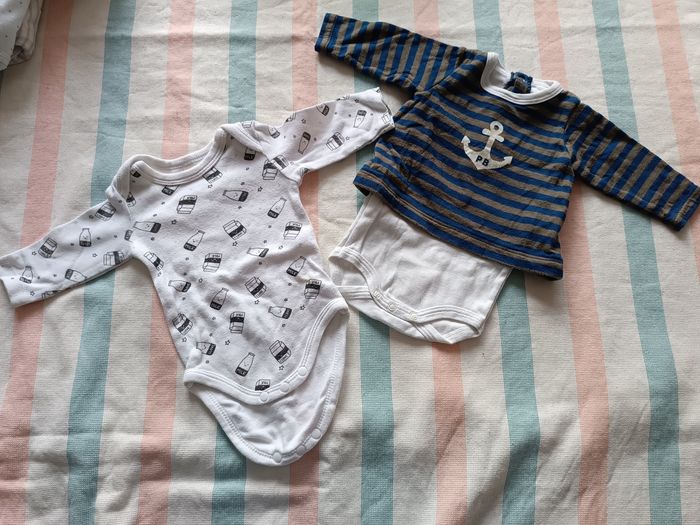 Lot 2 body manches longues 1 mois