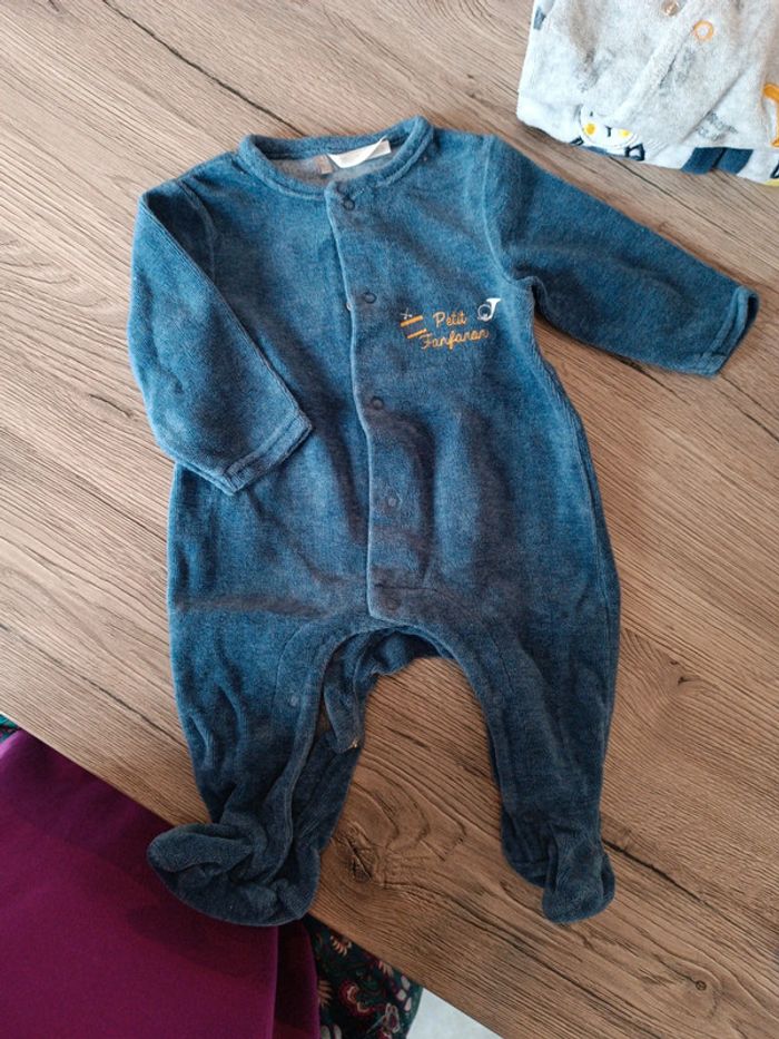 Lot pyjamas velours 1 mois - photo numéro 4