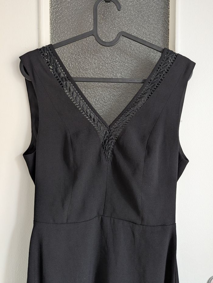 Robe noir camaïeu dos nus taille 36 s - photo numéro 3