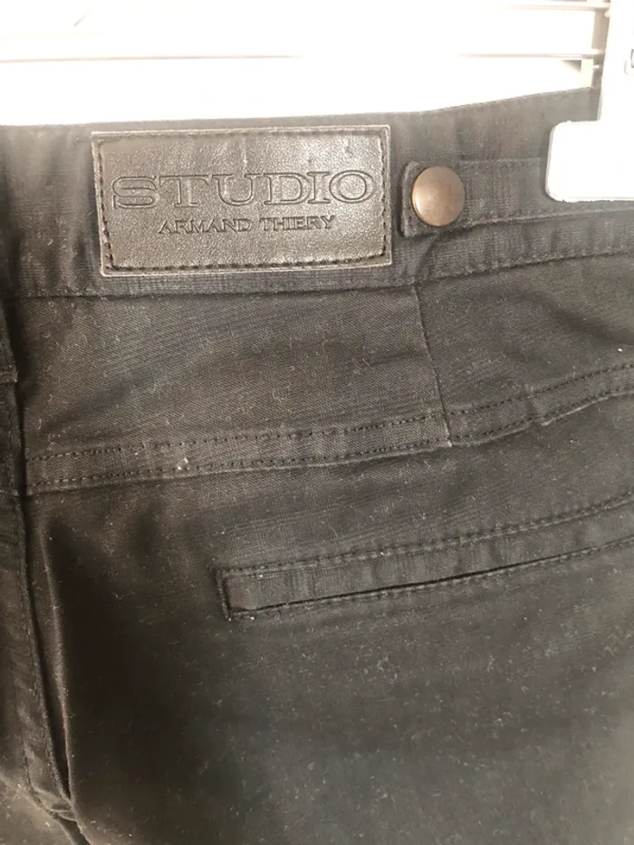 Pantalon noir Taille 38 Armand Thierry - photo numéro 4