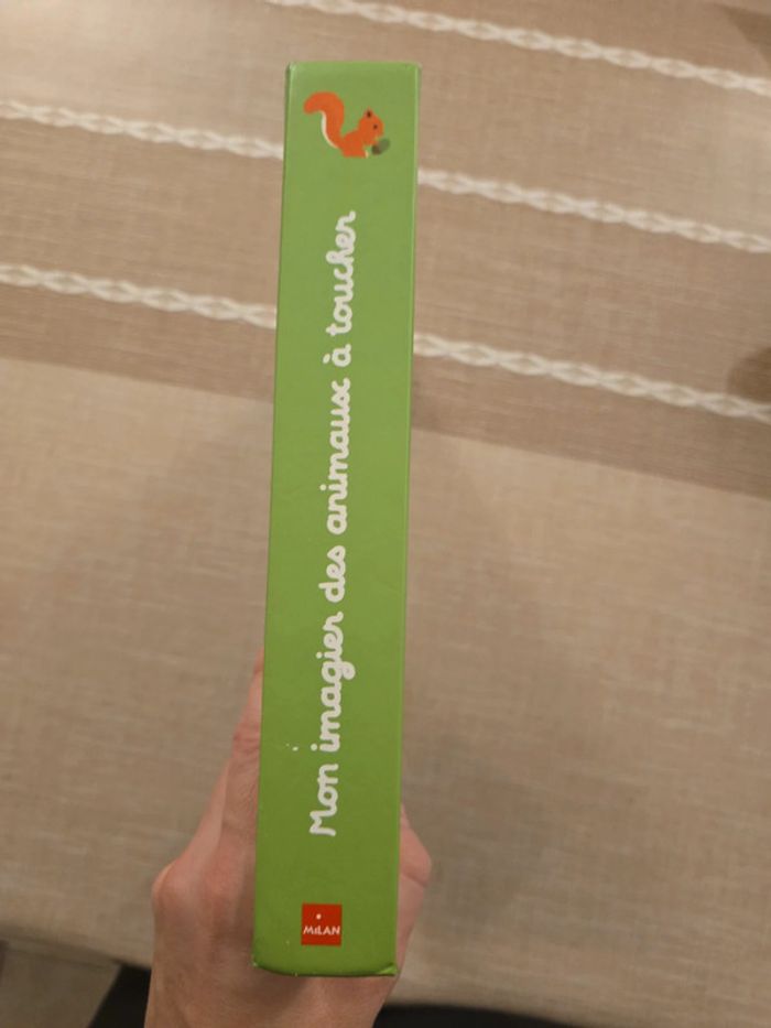 Mon imagier des animaux à toucher, 25 matières 100 animaux, Milan - photo numéro 3