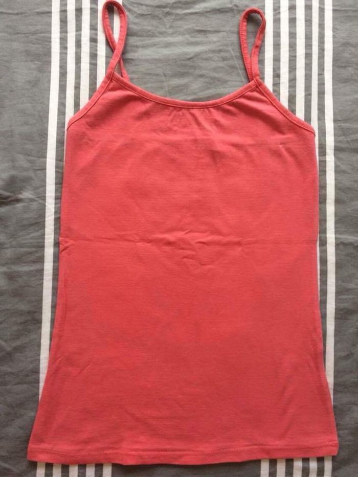 Débardeur Cache Cache Taille 0 ou ado (2€)