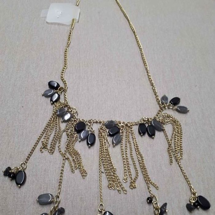 Collier avec multiples chainettes - photo numéro 3