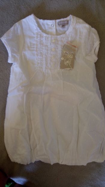 Robe blanche grain de blé 18M