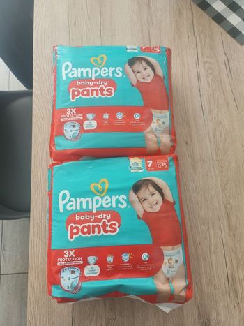 58  couches pants Pampers baby dry taille 7