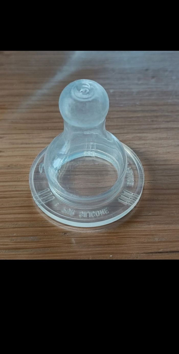 Biberon en plastique T1/2/3 - photo numéro 4