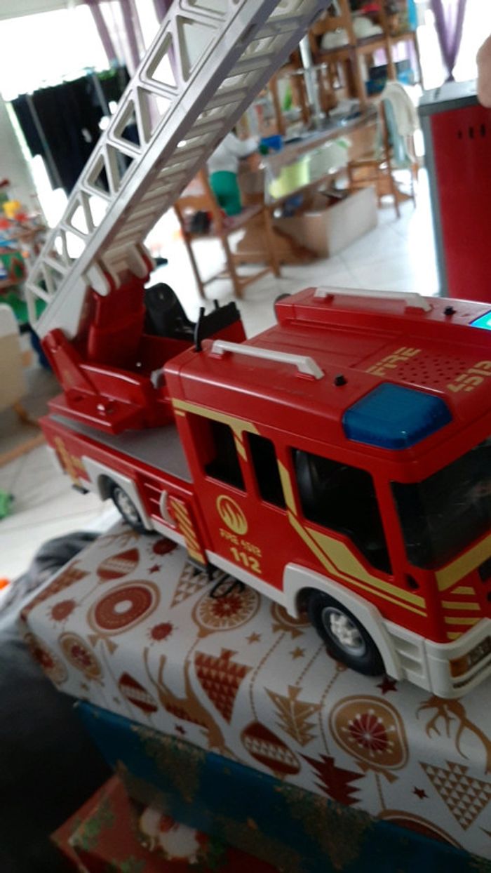 Camion pompier playmobil - photo numéro 4