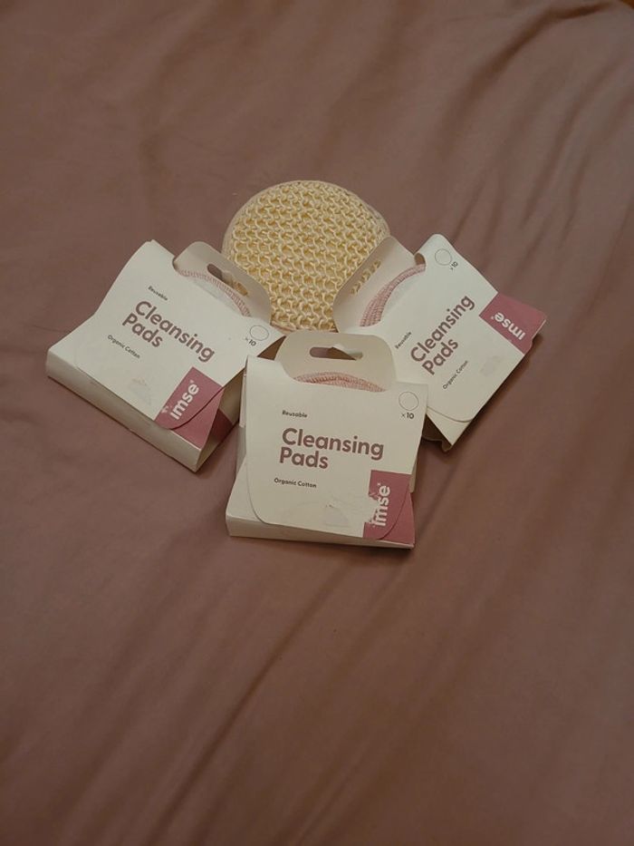 Coton démaquillant réutisable lavable et bio.