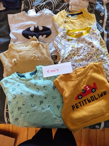 Lot n°1 garçon 6 mois