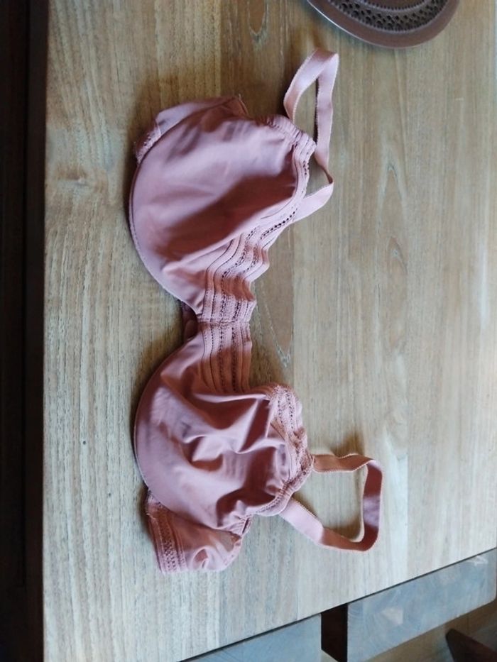Soutien gorge vieux rose