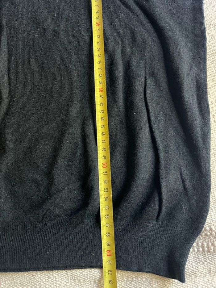 Petit pull noir - photo numéro 4