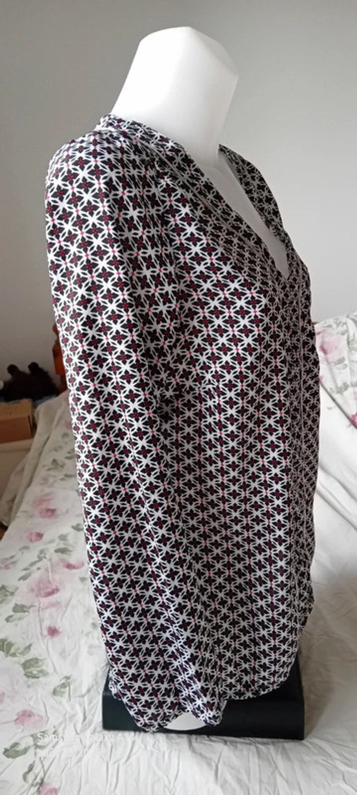 Blouse fluide manches longues col V motif fleurs liseré argenté noir femme L m&s mode - photo numéro 5