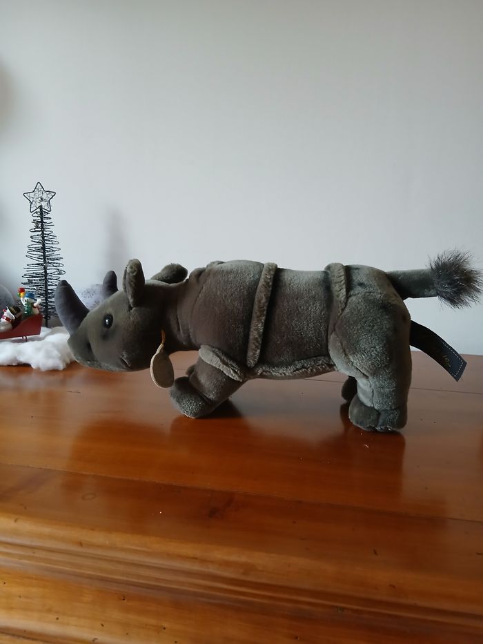 Peluche-doudou Rhinocéros *marque Aurora - photo numéro 2
