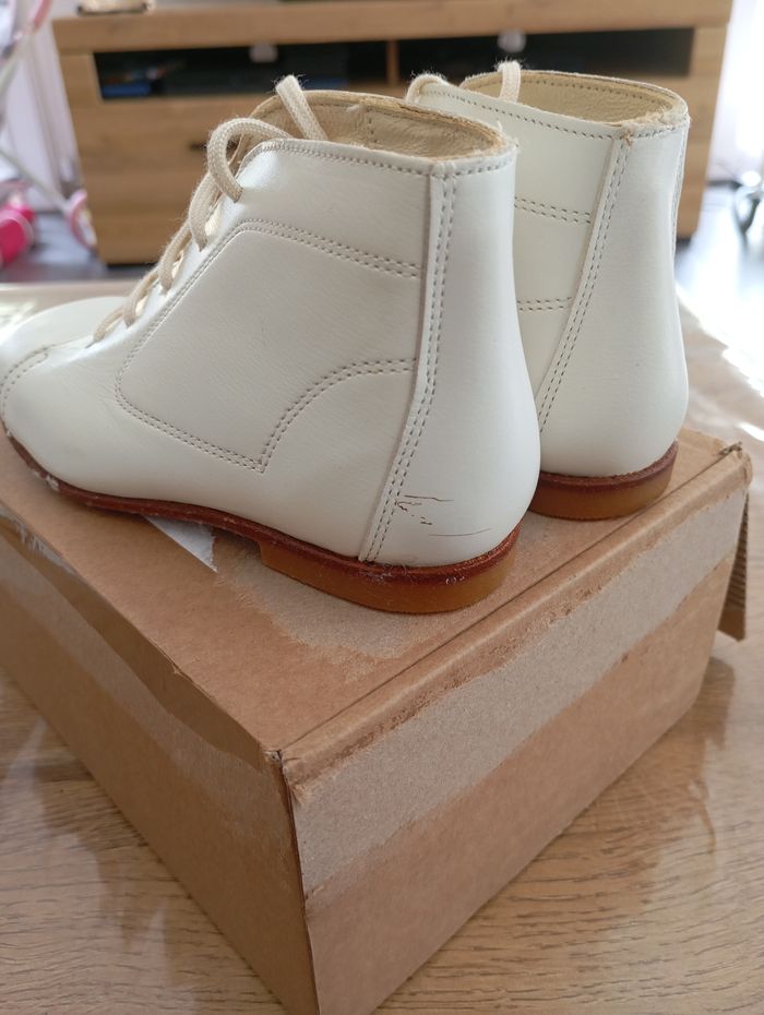 Babybotte neuves pour fille en taille 22 - photo numéro 6