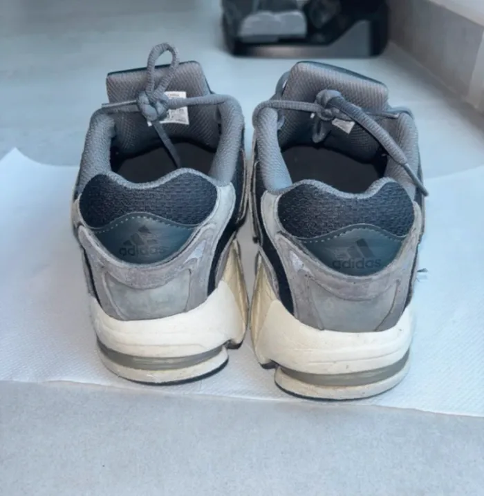 Baskets adidas réponse CL 37 1/3 très bon état - photo numéro 4