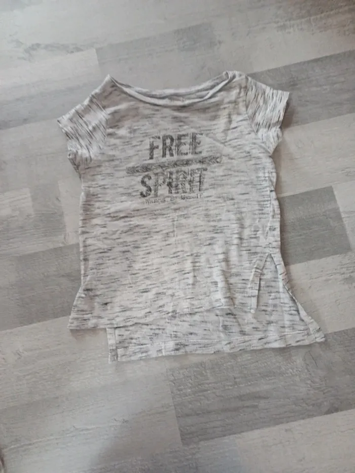 Tee shirt