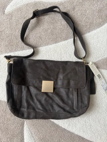 Sac en cuir Biba – Bandoulière réglable – Neuf avec étiquette