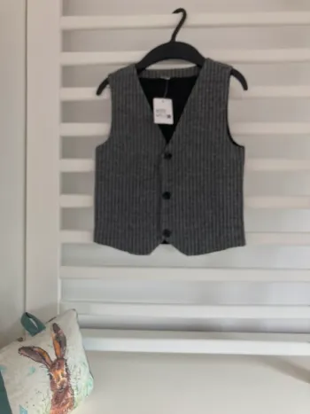 7 ans - chaussettes & Gilet sans manches idéal pour les occasions et/ou fêtes de fin d'année