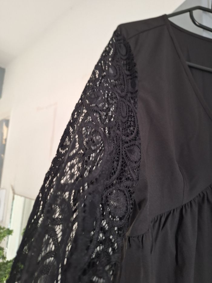 Robe noir - photo numéro 4