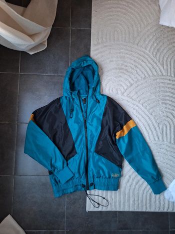 Veste a capuche