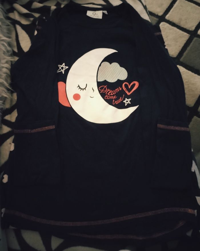 Pyjamas deux pièces 11/12 ans 100% coton en très bon état - photo numéro 2