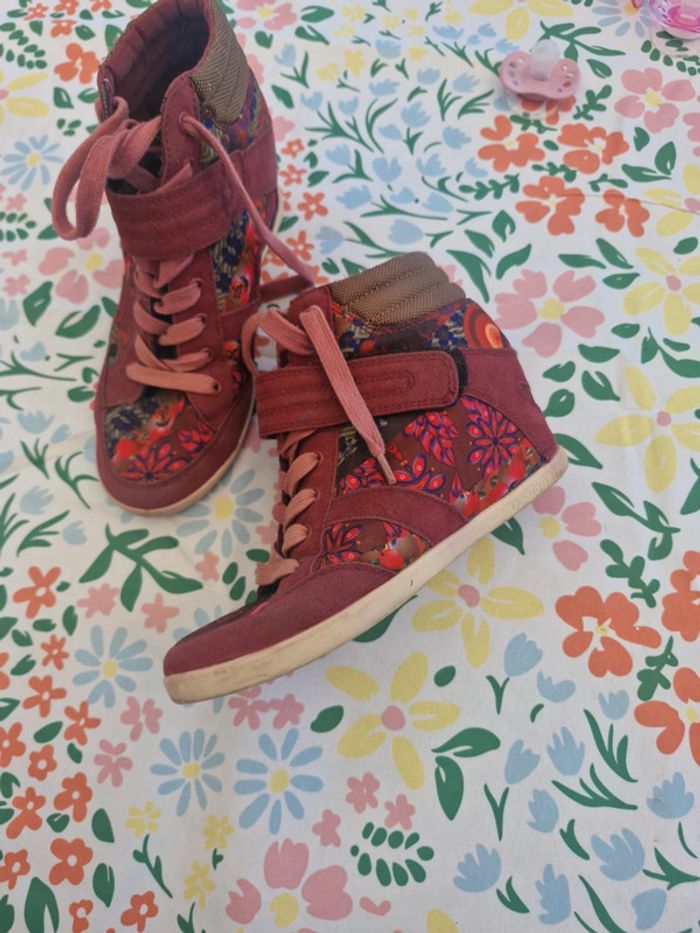 Chaussure compensé desigual taille 37 - photo numéro 2