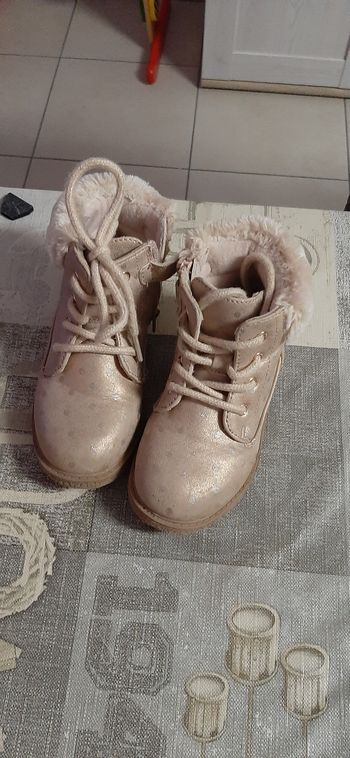 Chaussures taille 26