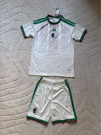 Ensemble de foot Algérie 8 ans