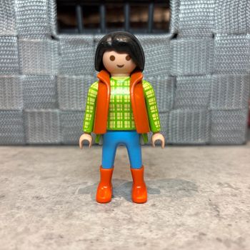 Personnage figurine femme playmobil