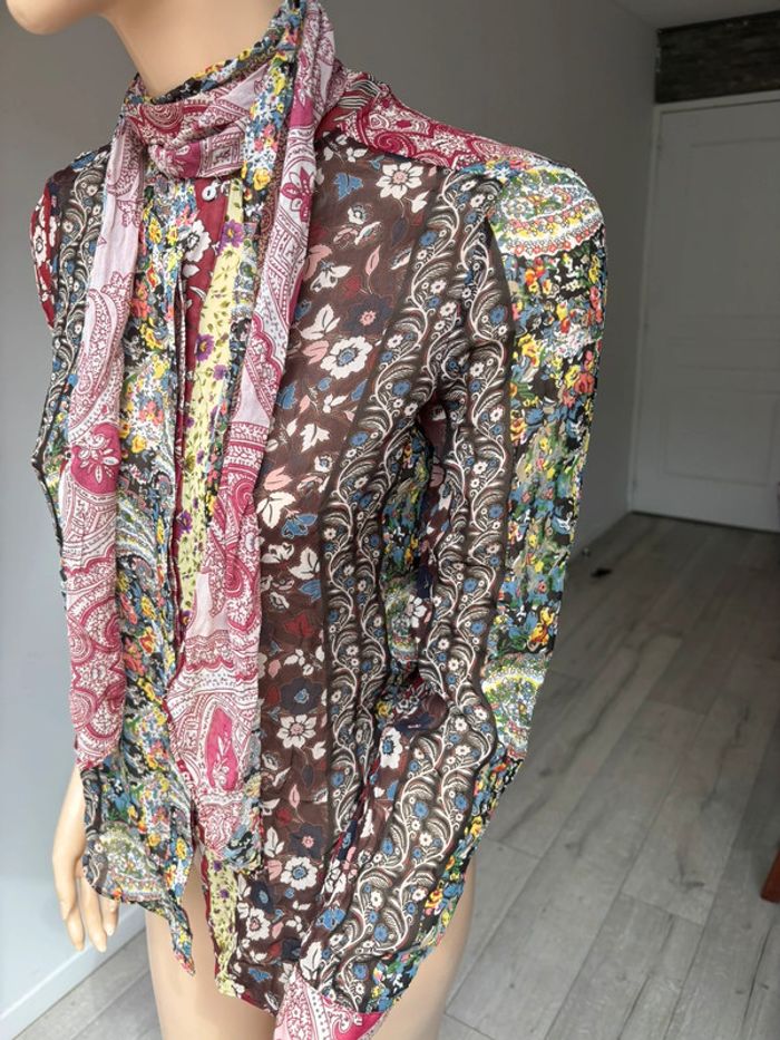 Chemisier Zara à fleurs neuf - photo numéro 3