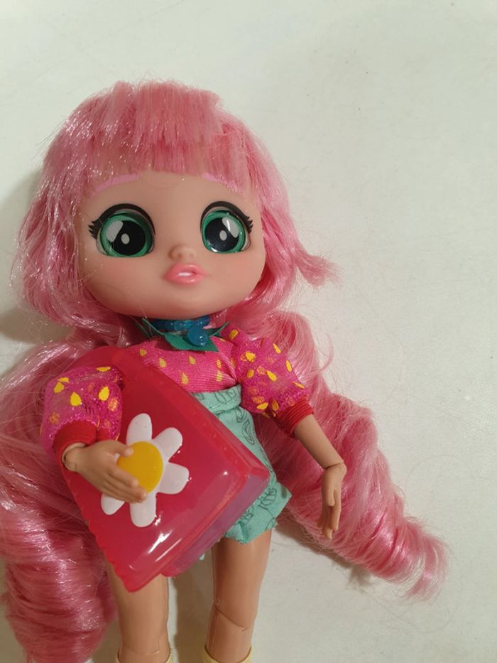 Jolie poupée - photo numéro 2