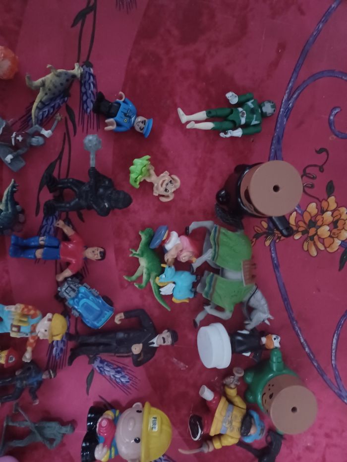 Lot jouet - photo numéro 2