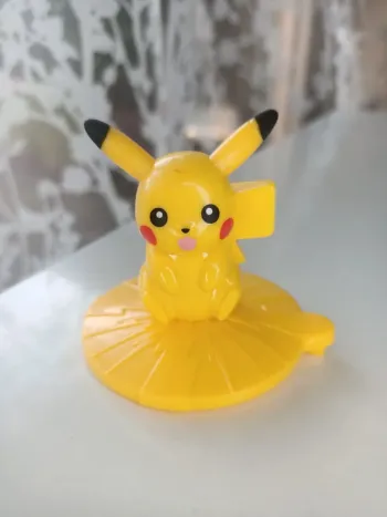Figurine jouet Pokémon pikachu mcdonalds