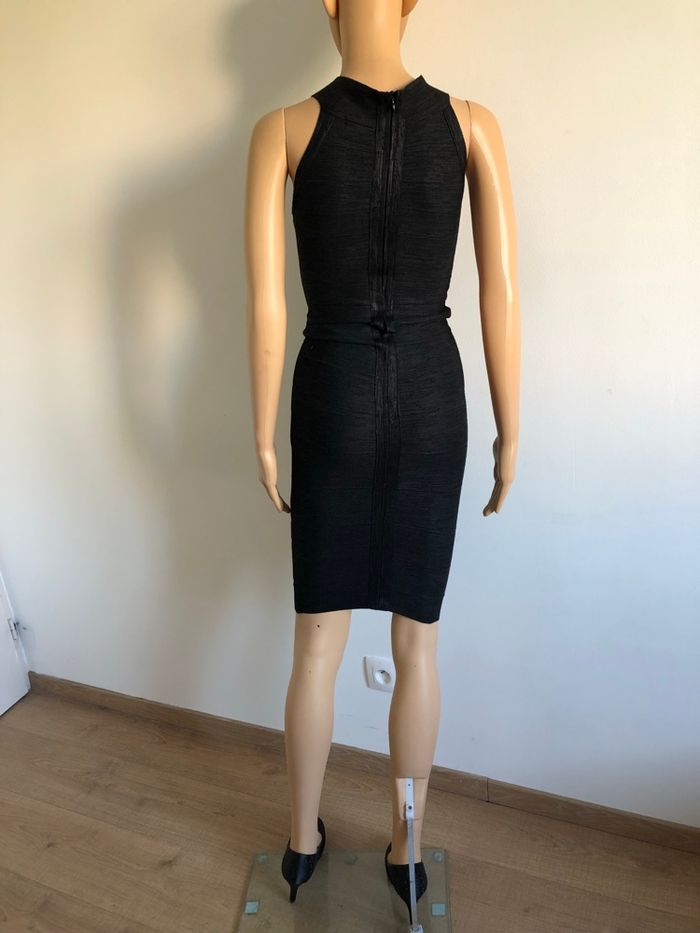 Robe noire sans manches LUC-CE taille S bon état (taille petit) - photo numéro 6