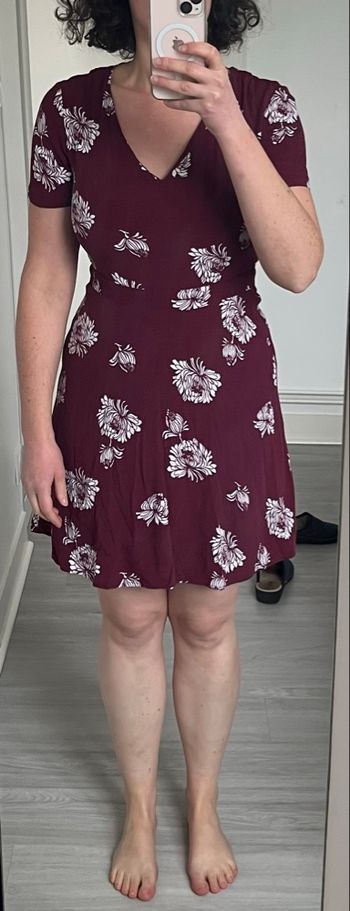 Robe bordeaux fleuri