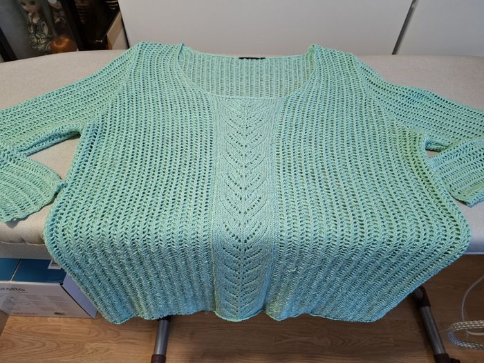 Joli pull femme ajouré XL couleur menthe très bon état - photo numéro 2
