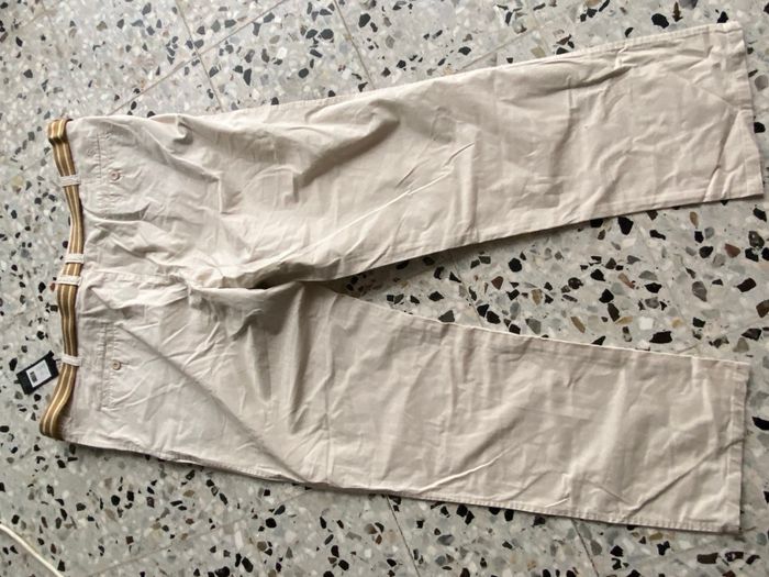 Pantalon beige avec ceinture - photo numéro 4